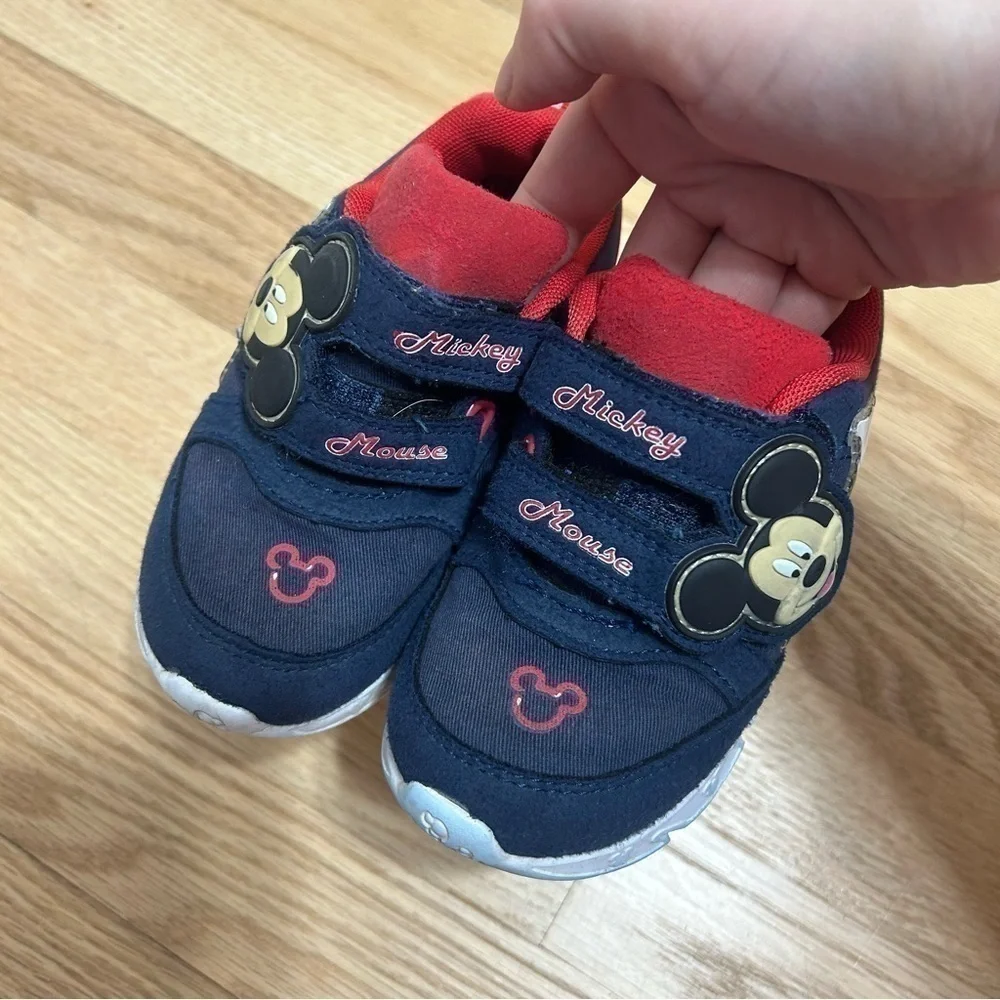 Disney mickey mouse